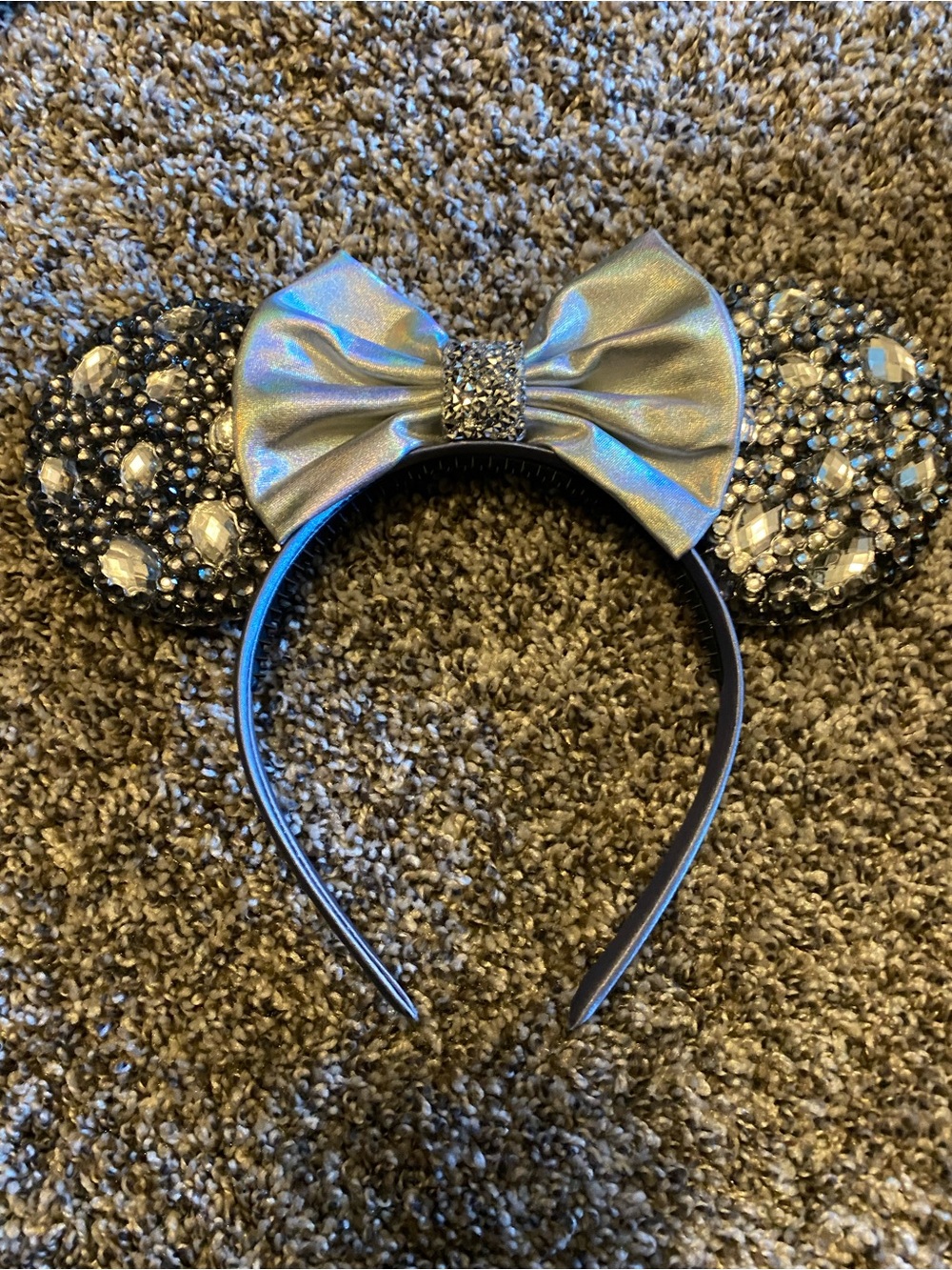 Never Worn Silver Sequin Minnie-Ears with Sparkle Bow